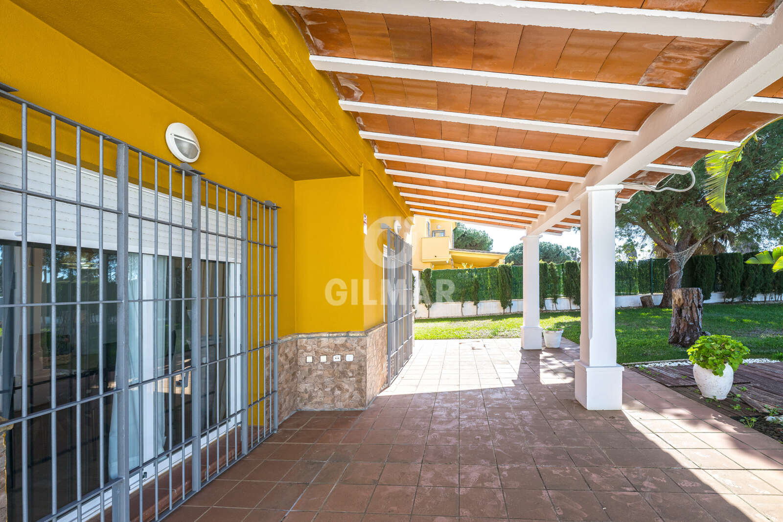 Property slider Gilmar