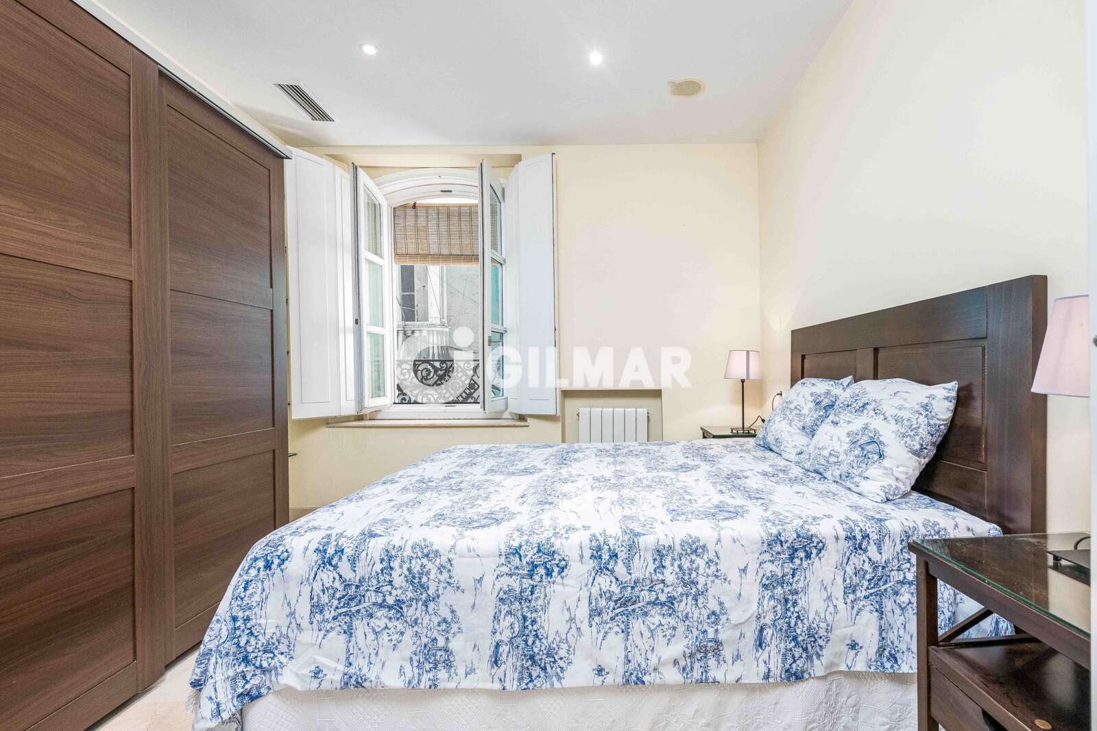 Property slider Gilmar