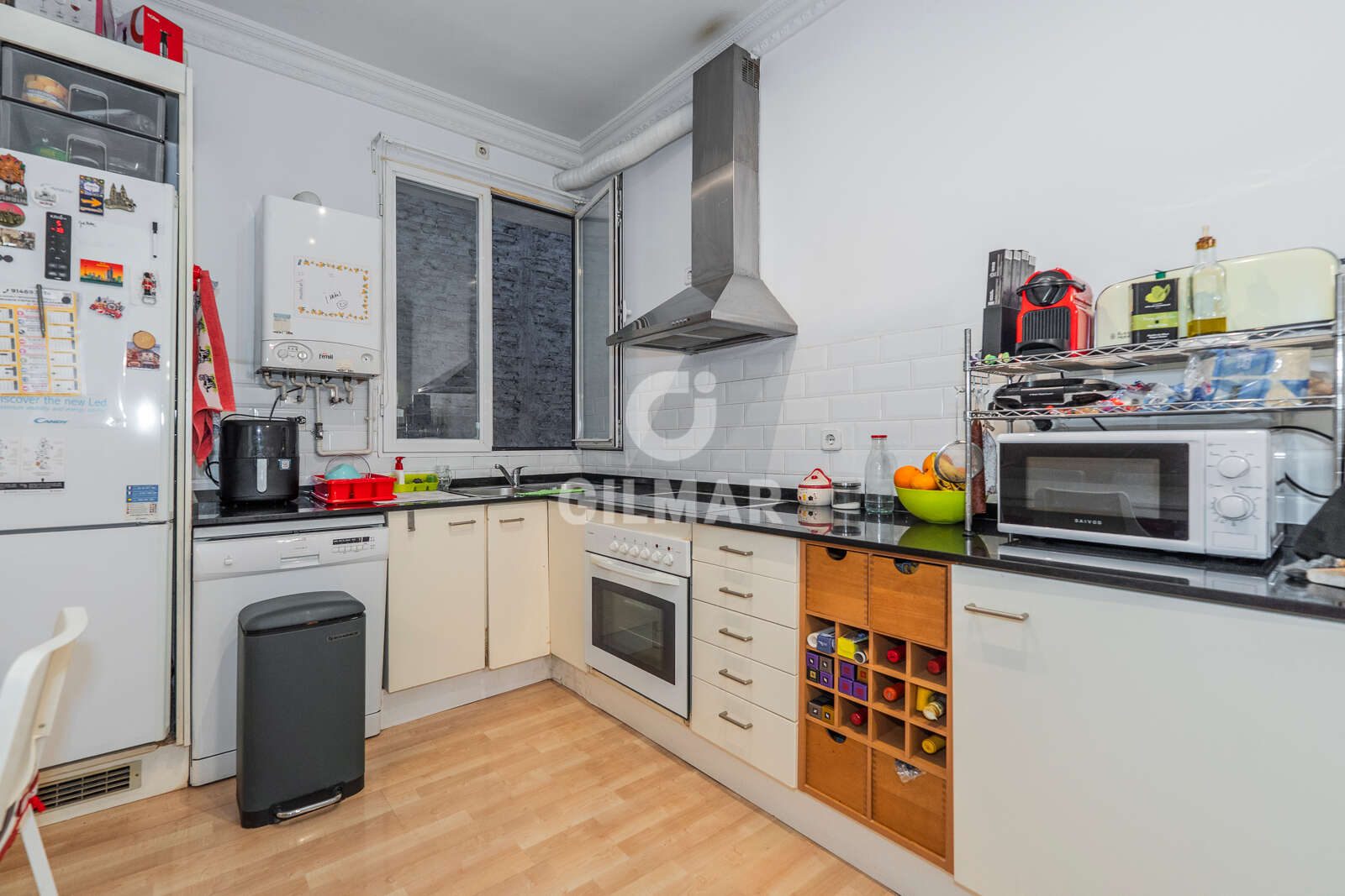 Property slider Gilmar