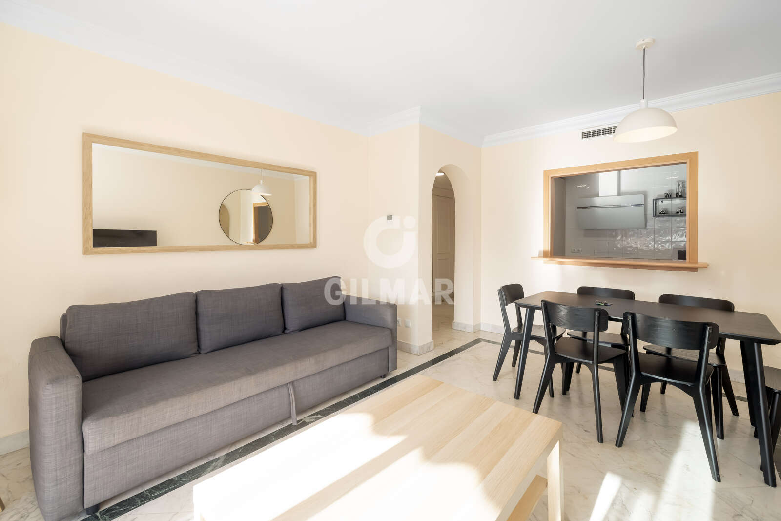 Property slider Gilmar