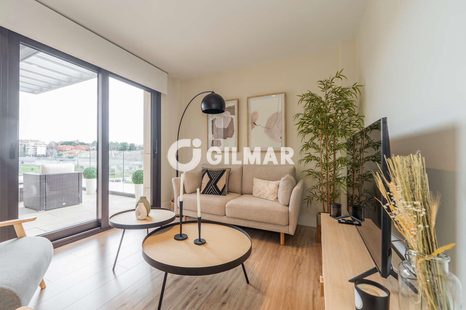 Property slider Gilmar