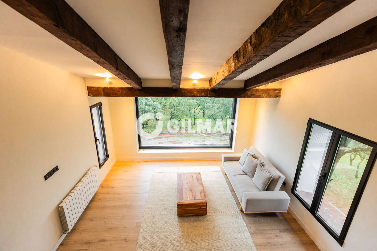 Property slider Gilmar