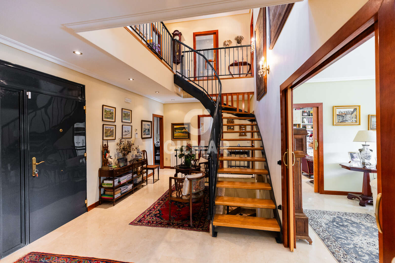 Property slider Gilmar