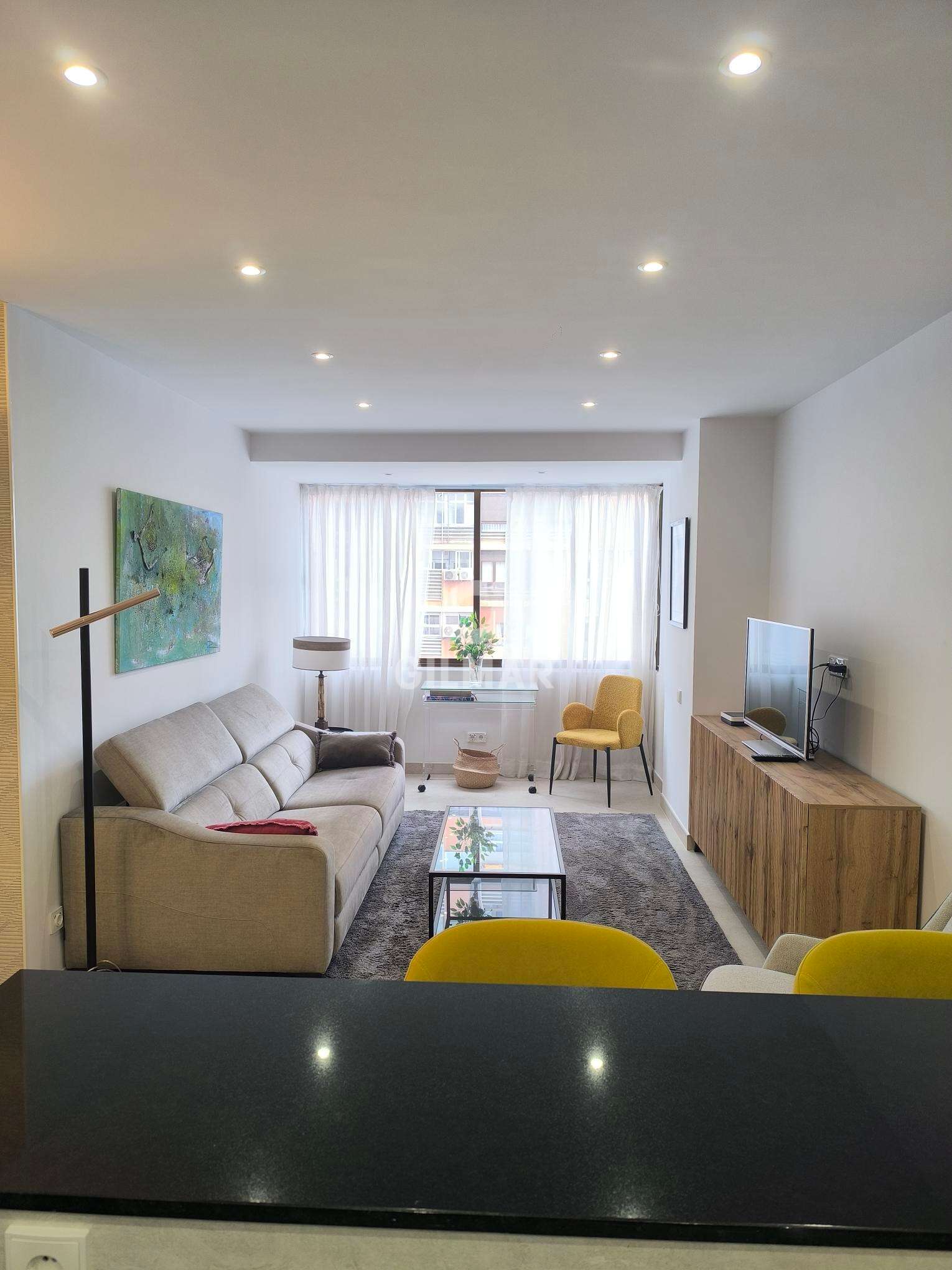 Property slider Gilmar