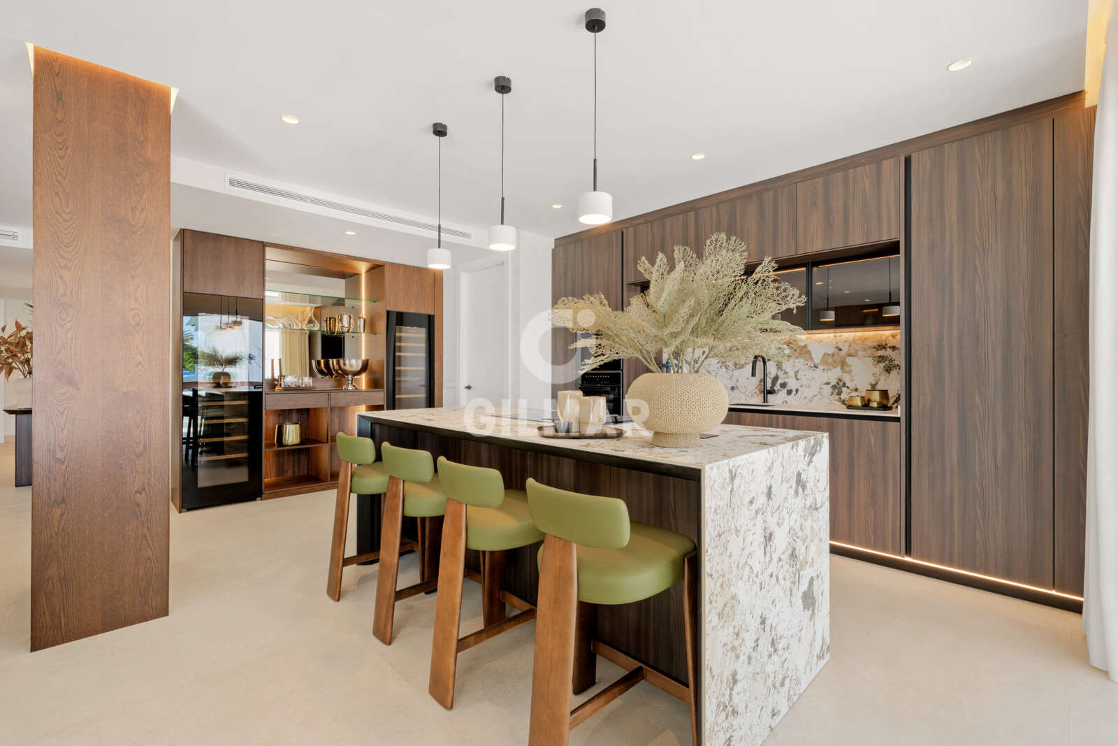 Property slider Gilmar