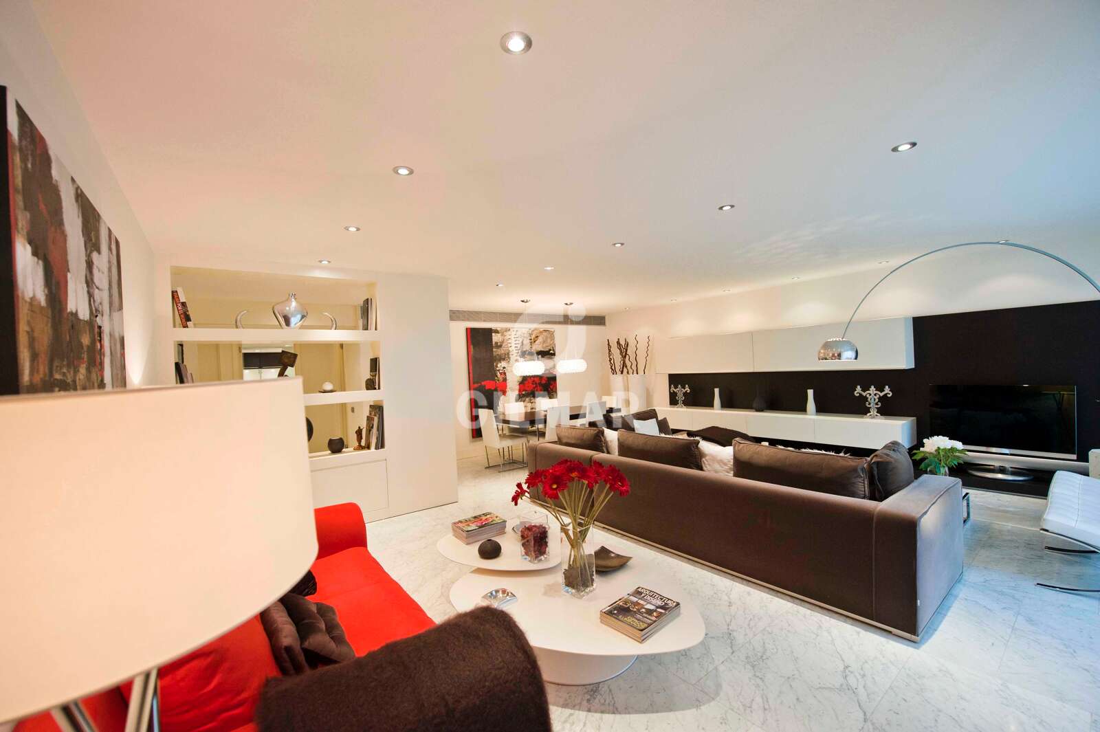 Property slider Gilmar
