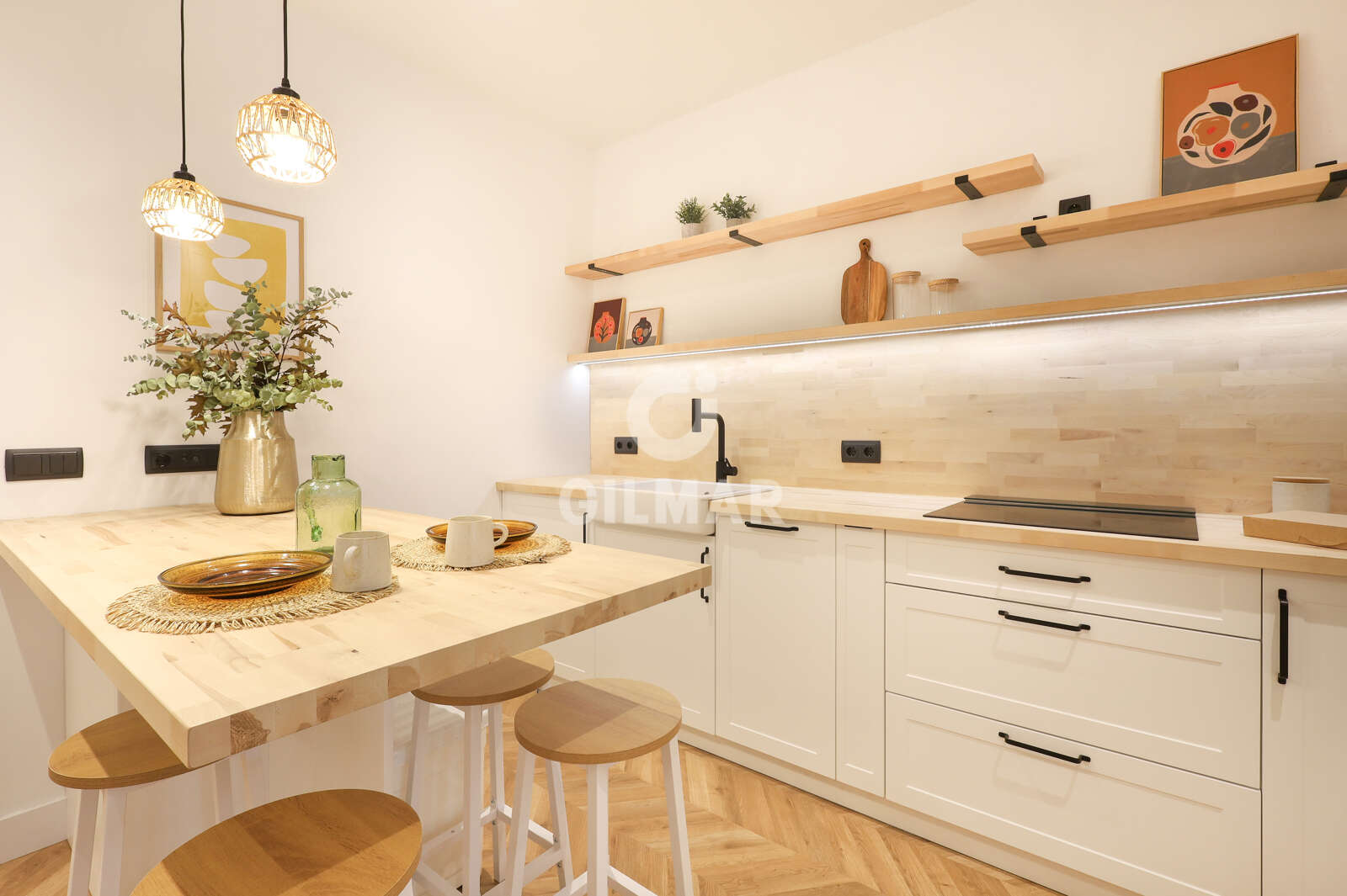 Property slider Gilmar