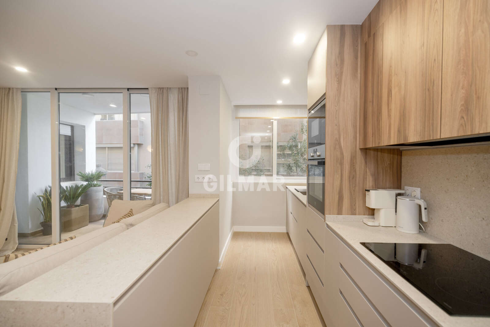 Property slider Gilmar