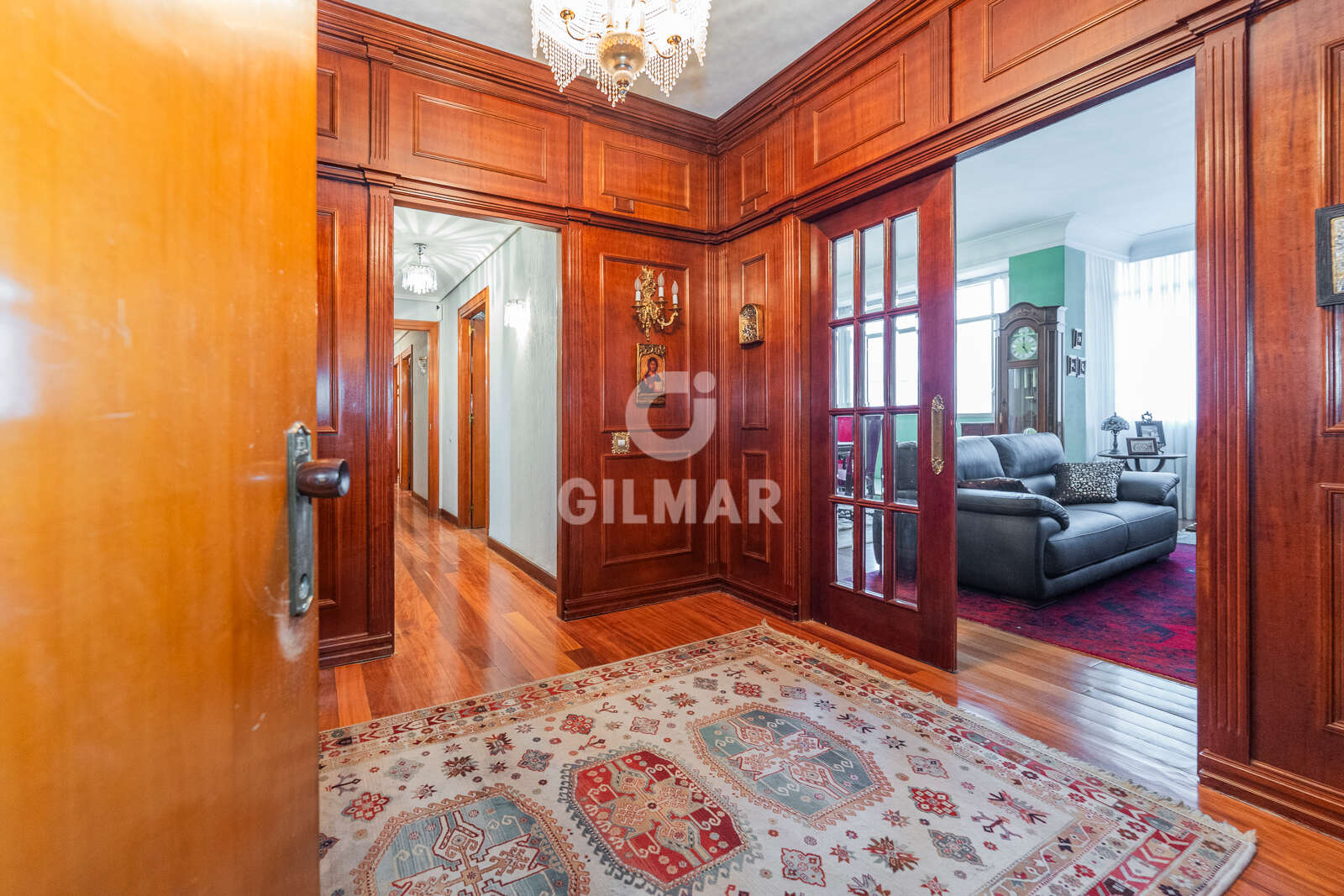 Property slider Gilmar
