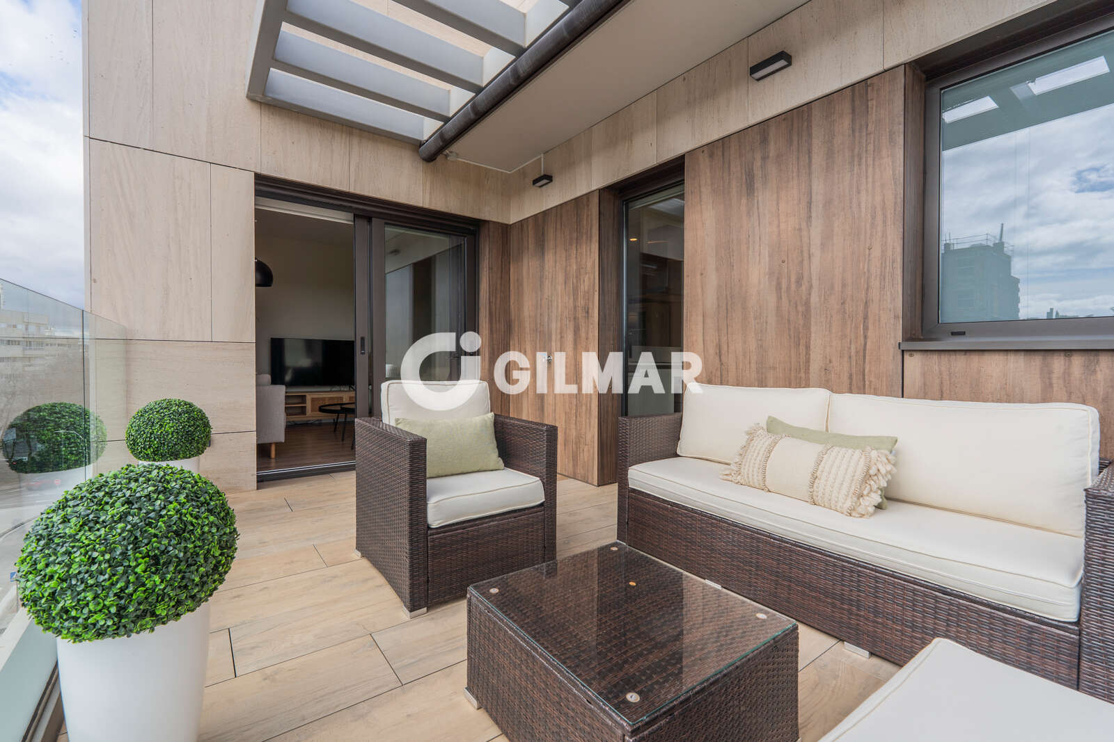 Property slider Gilmar
