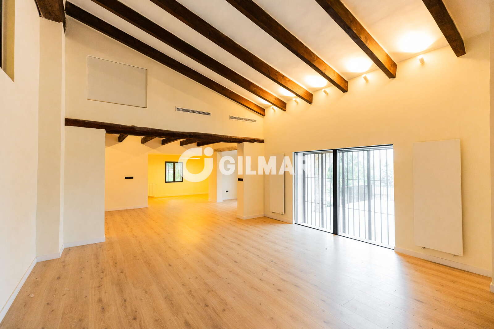 Property slider Gilmar
