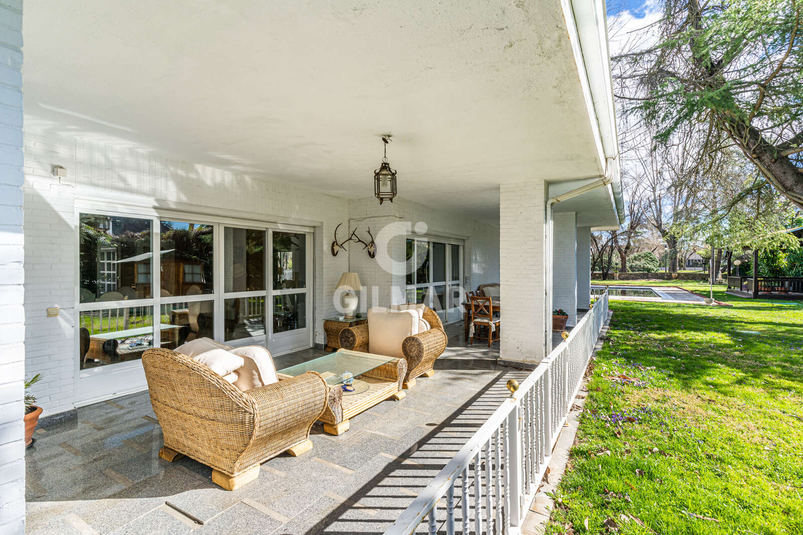 Property slider Gilmar
