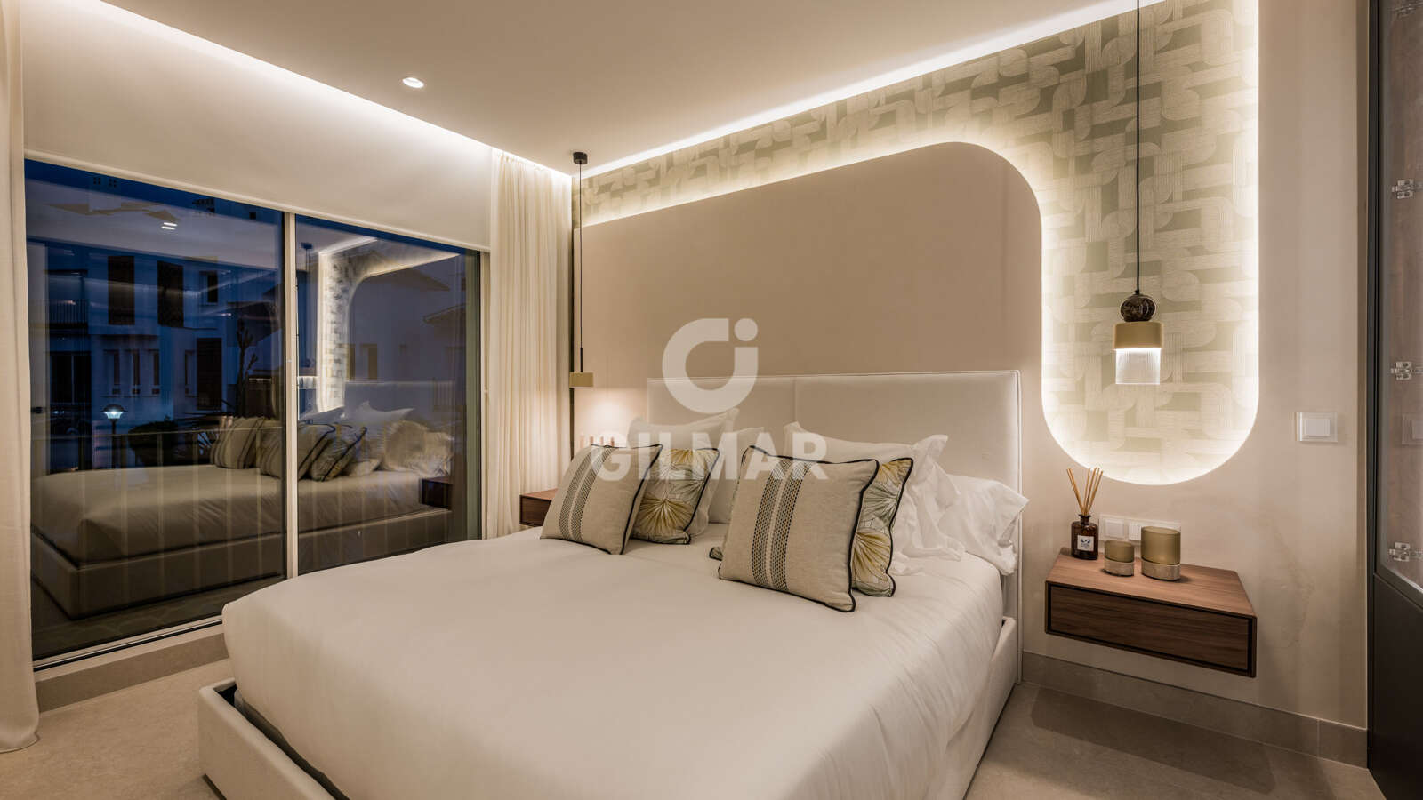 Property slider Gilmar