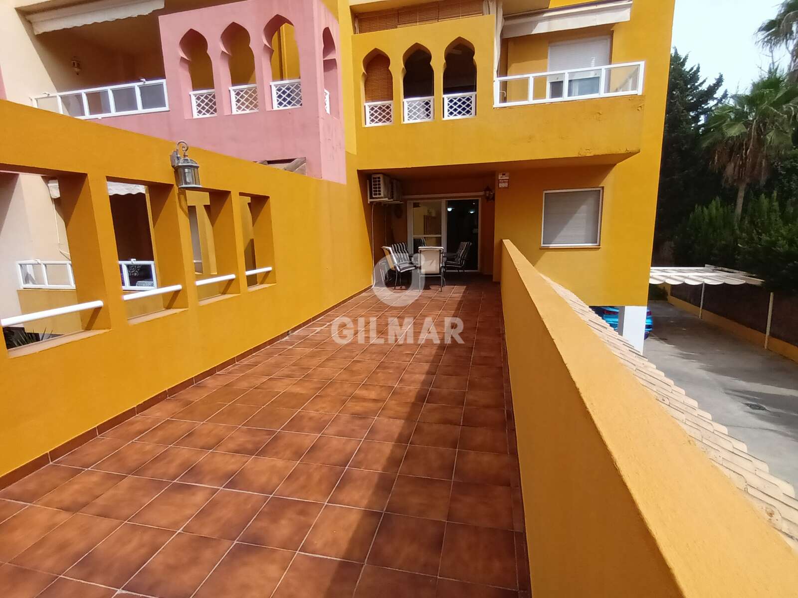 Property slider Gilmar