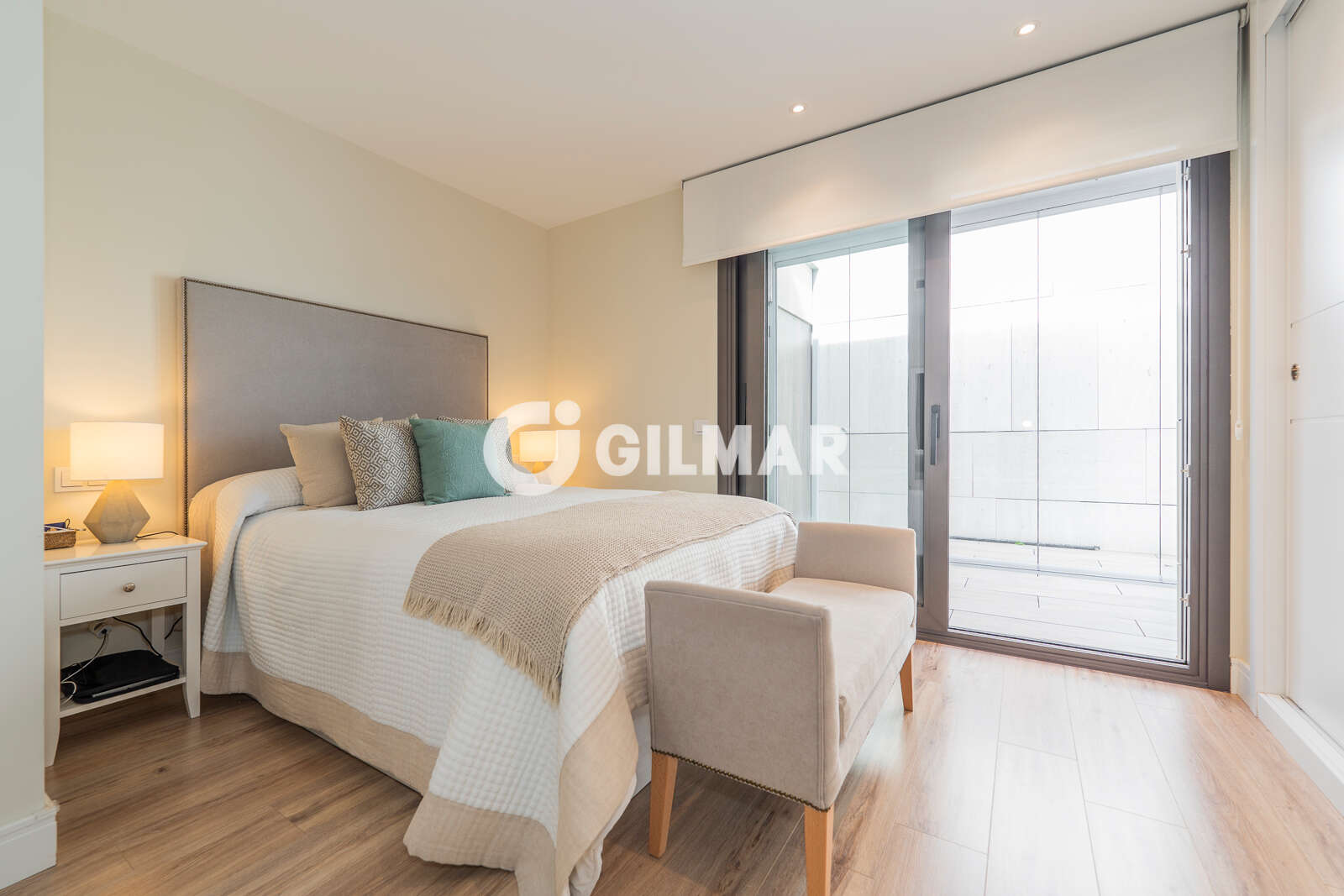Property slider Gilmar