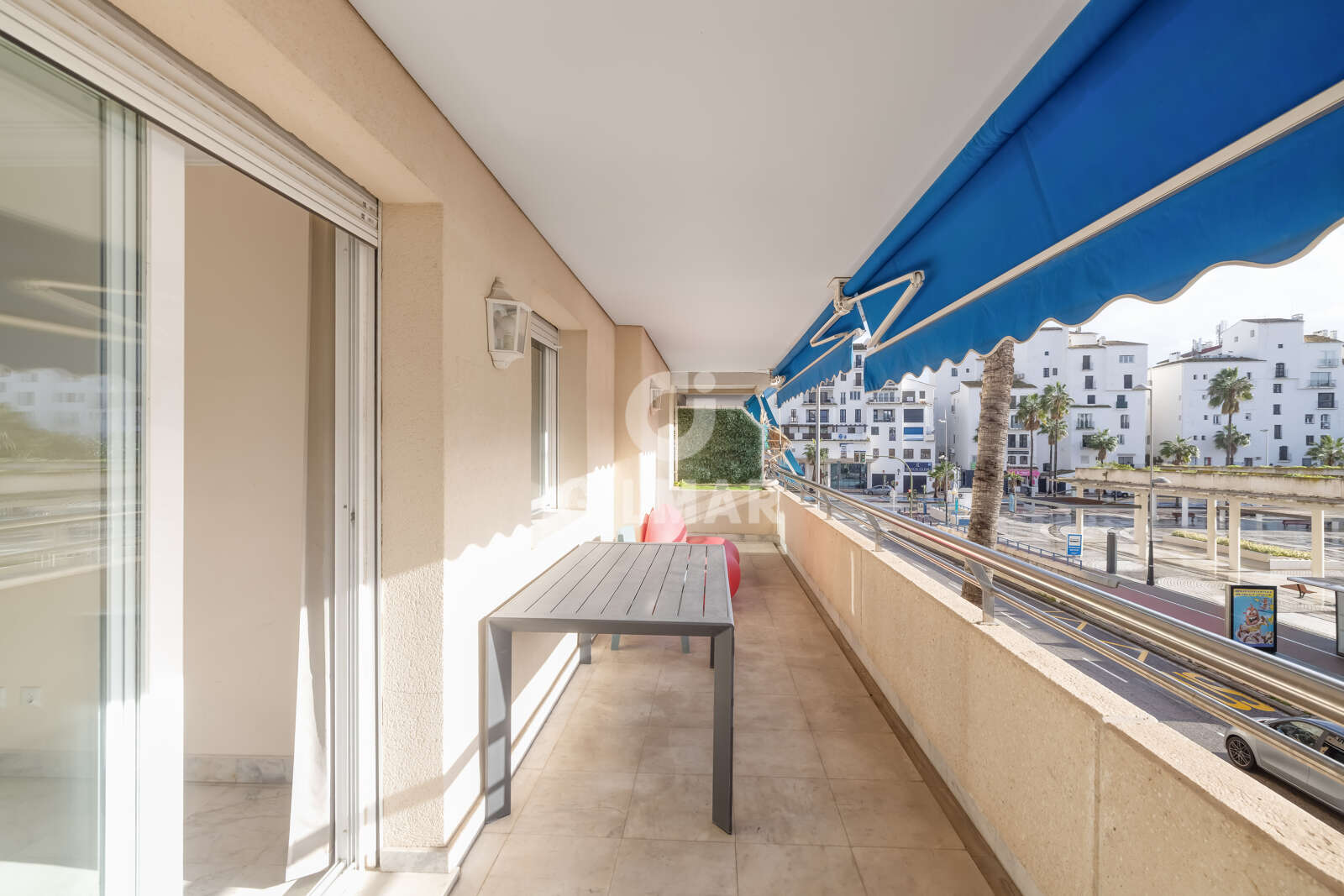Property slider Gilmar
