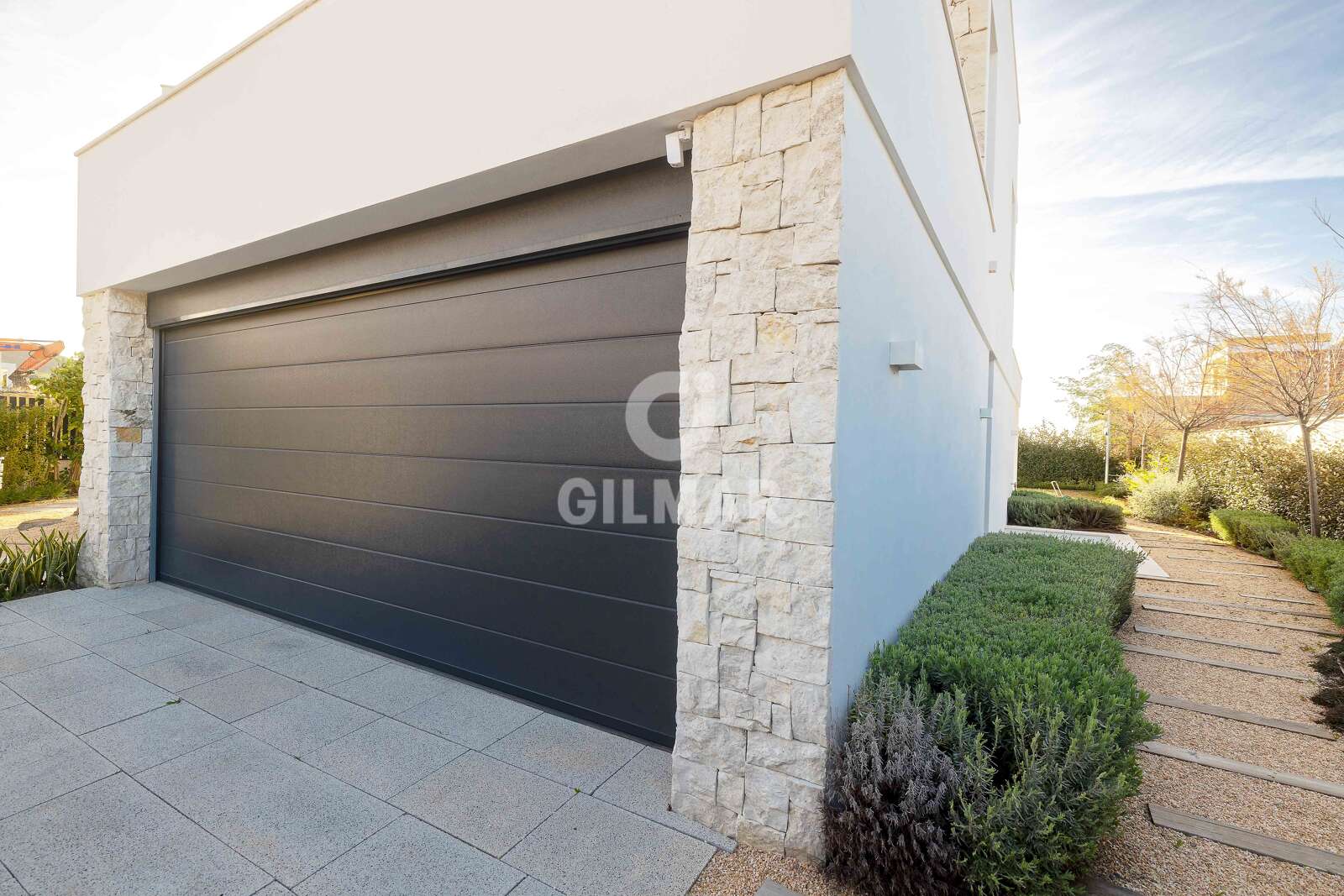 Property slider Gilmar
