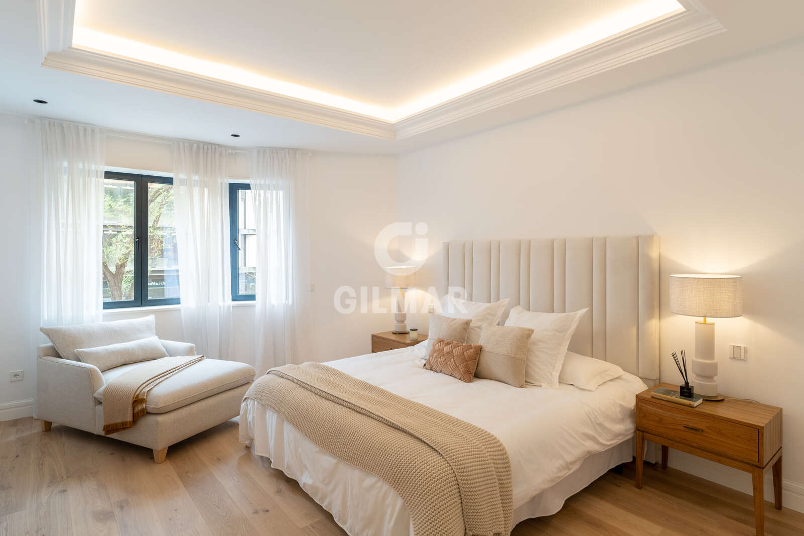 Property slider Gilmar