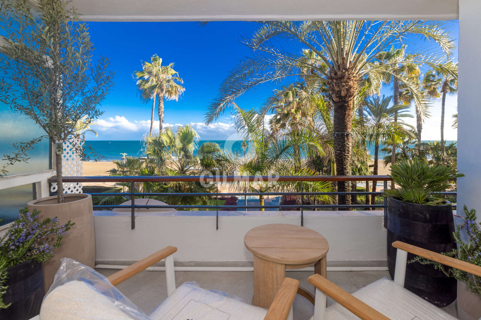 Property slider Gilmar