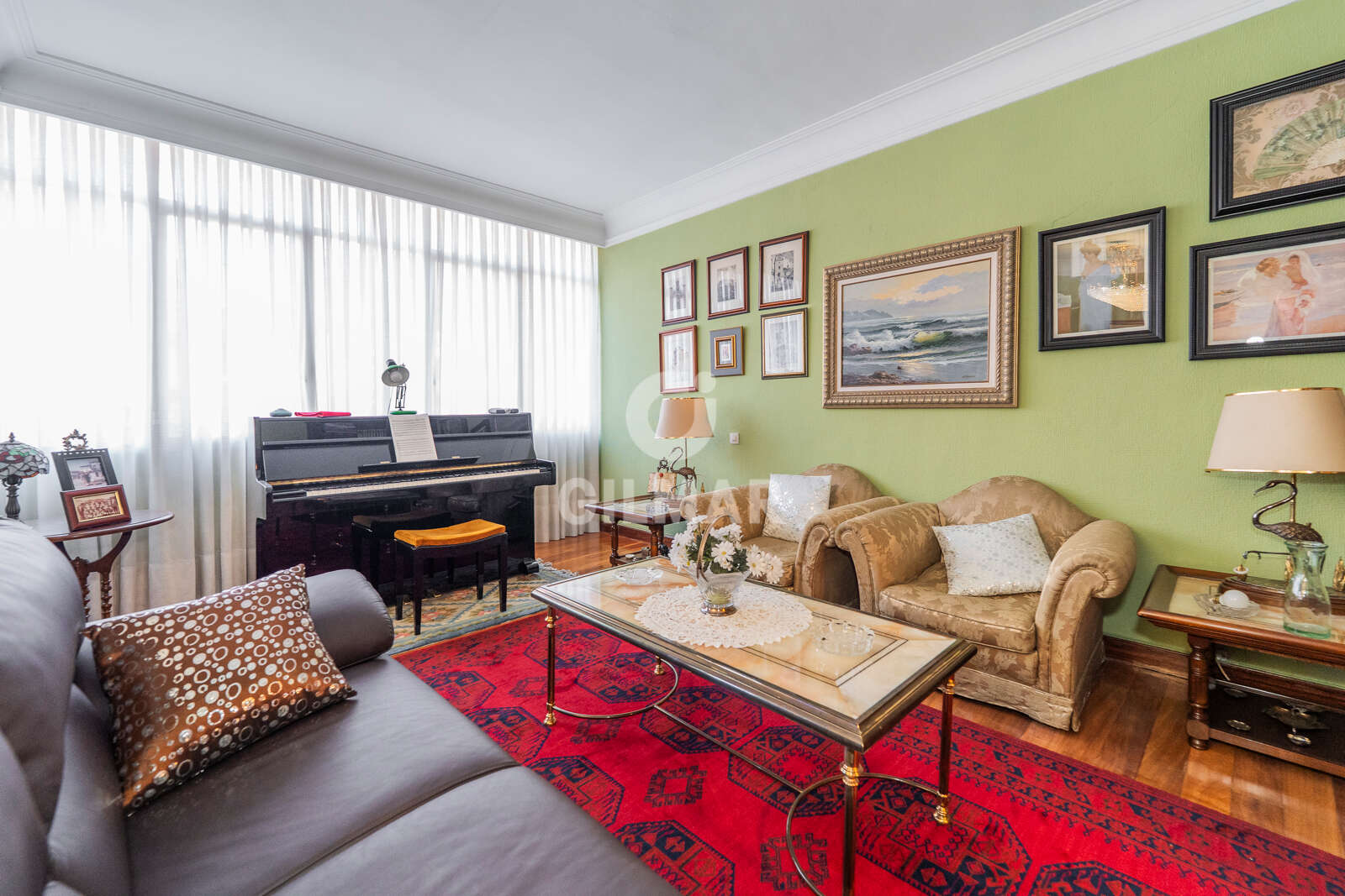 Property slider Gilmar
