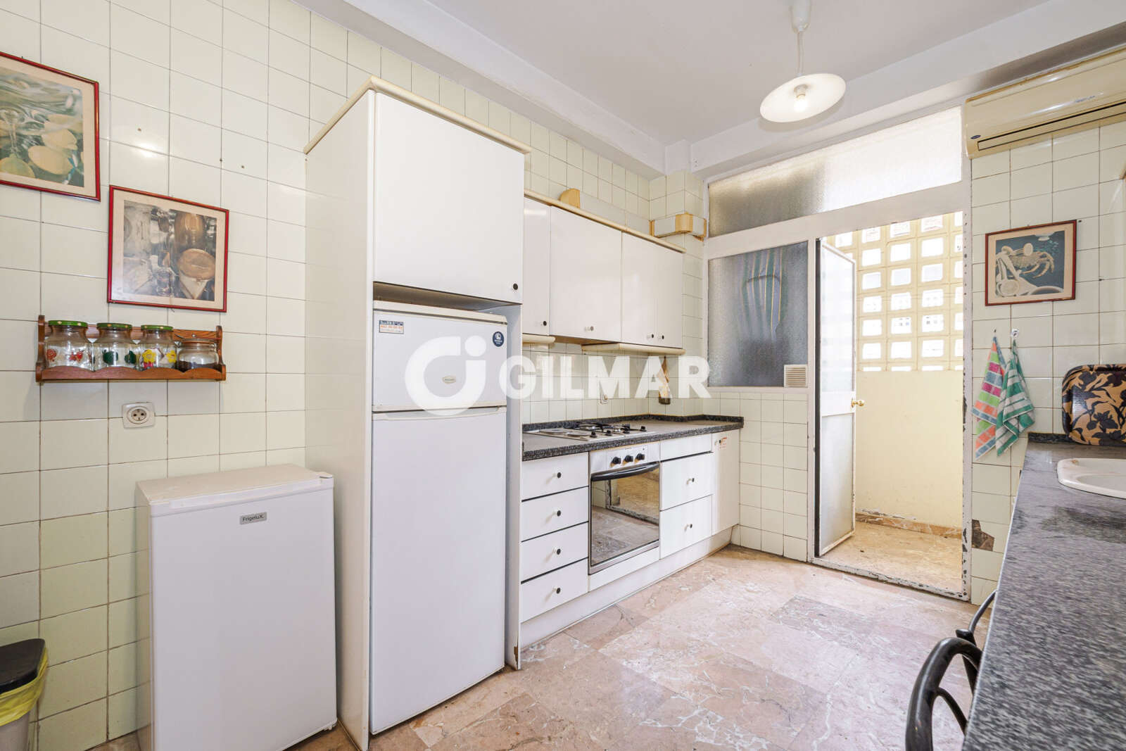 Property slider Gilmar