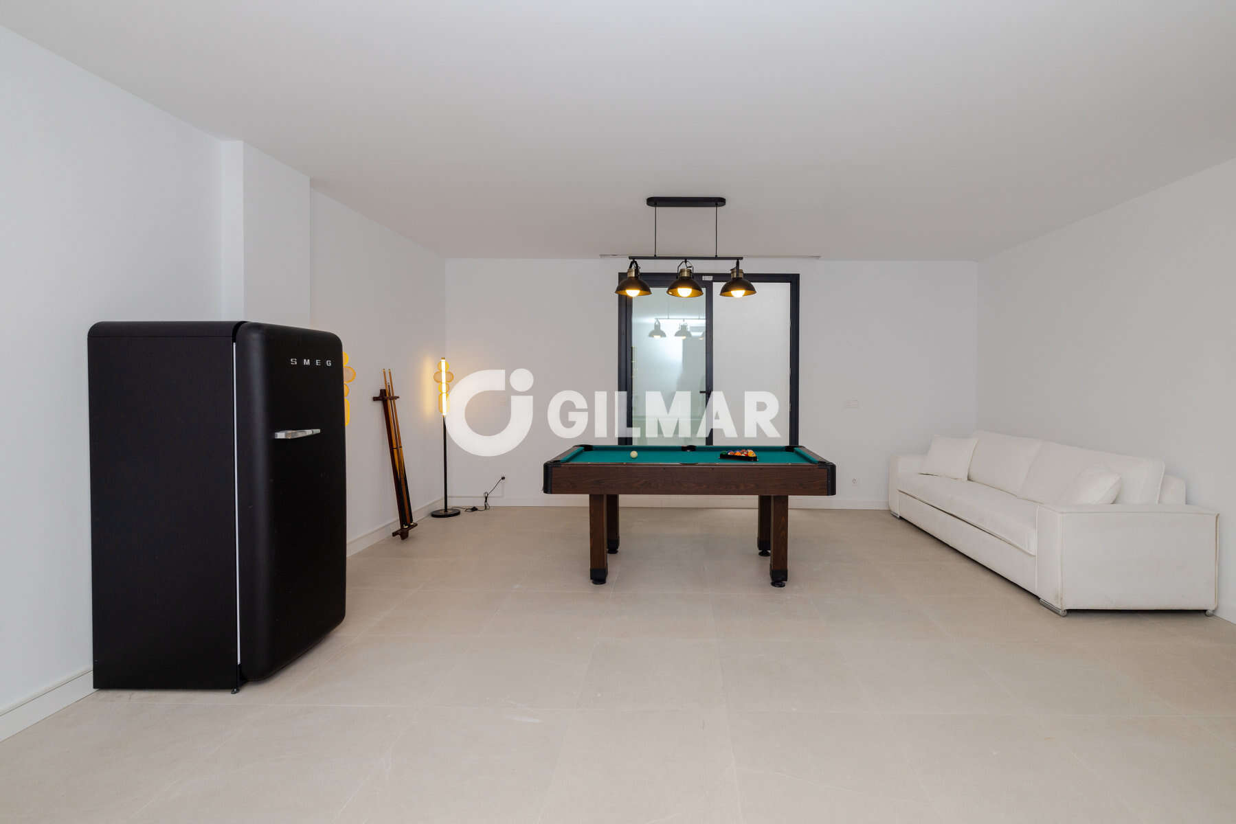 Photo of Semi-detached house