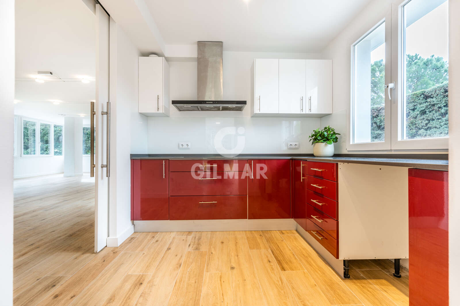 Property slider Gilmar
