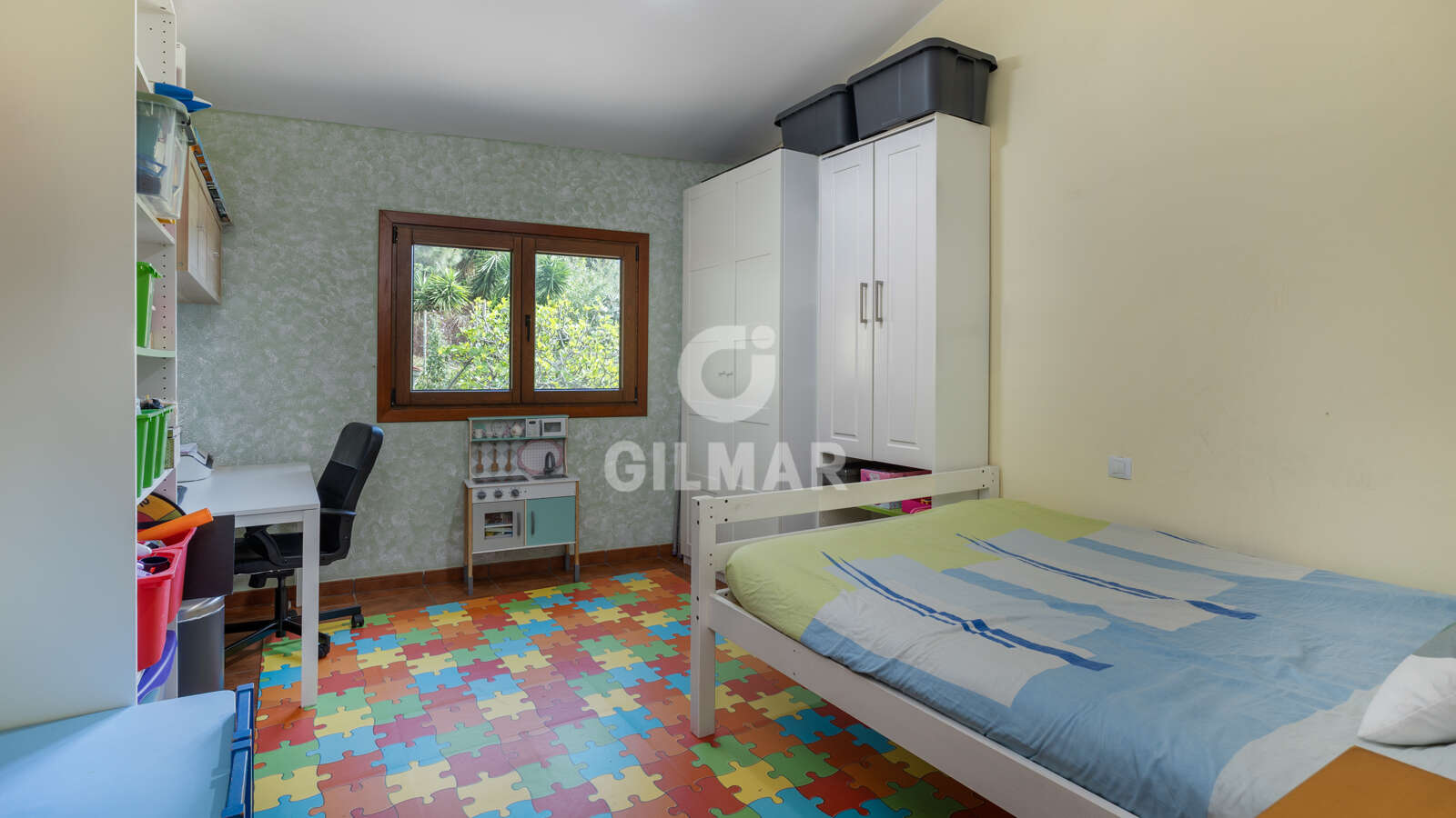 Property slider Gilmar