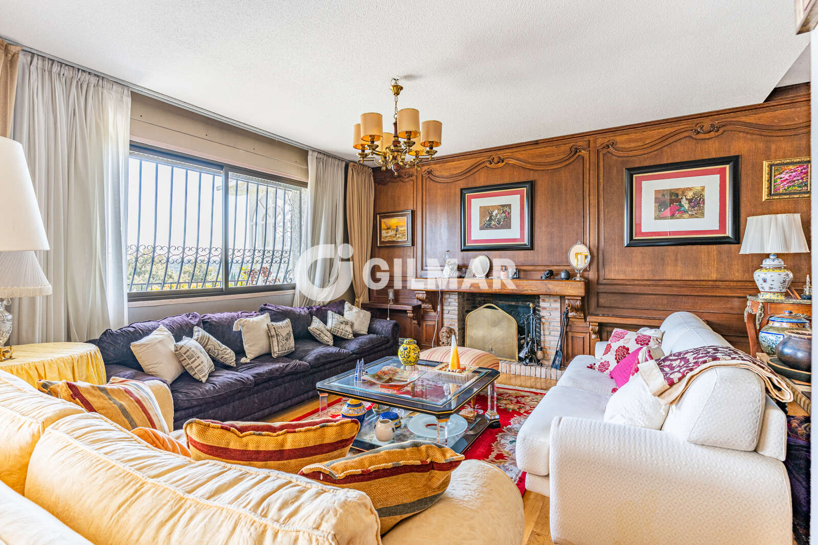 Property slider Gilmar