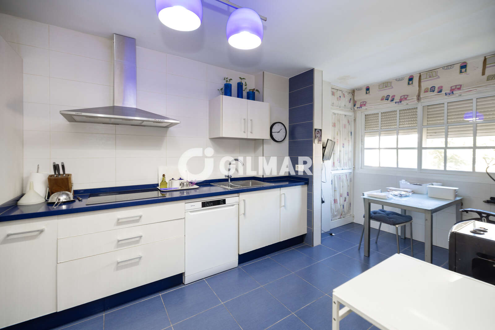 Property slider Gilmar