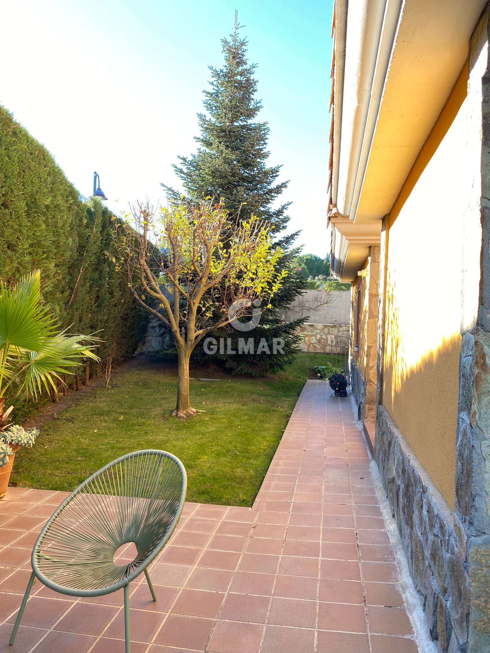 Property slider Gilmar