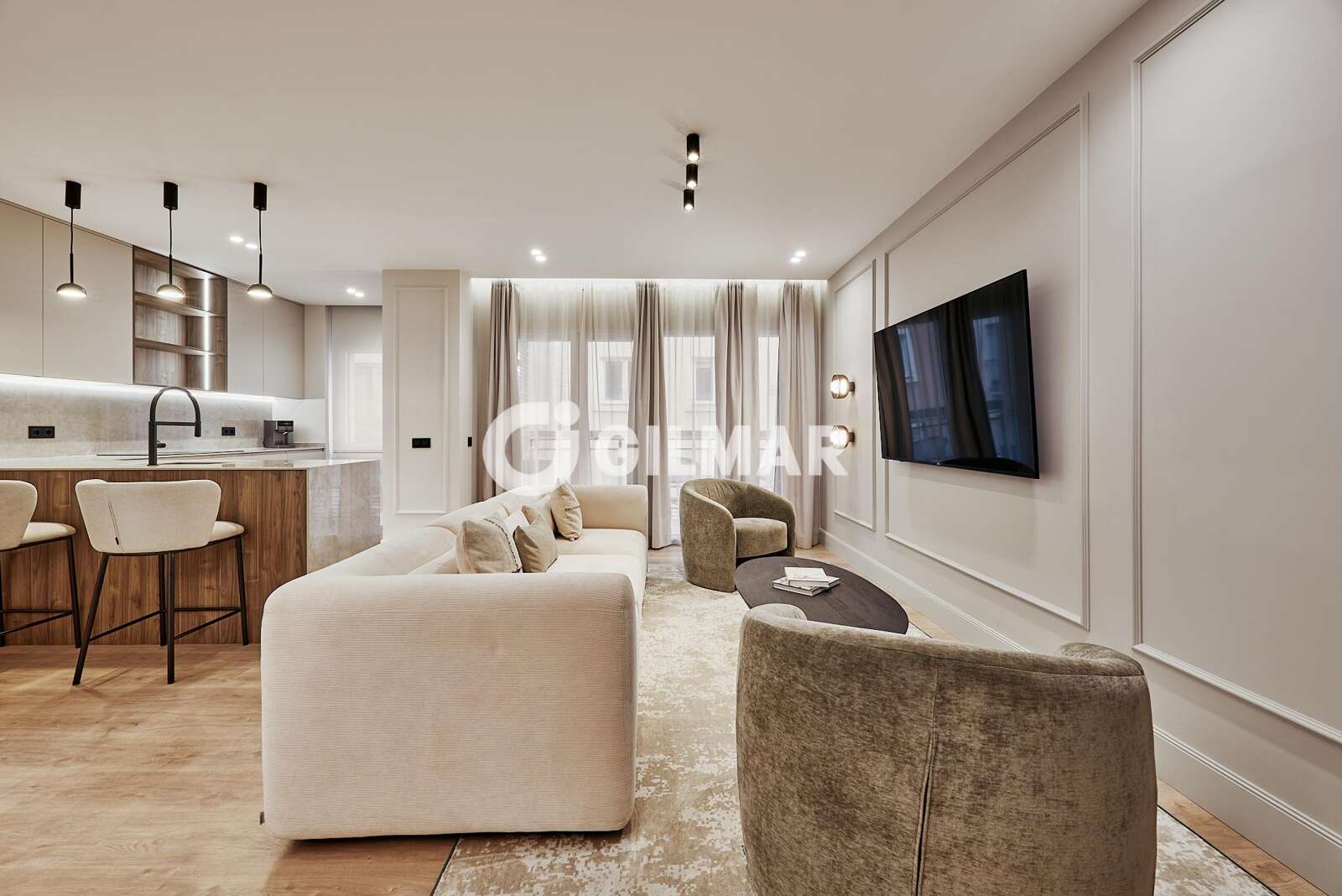 Property slider Gilmar
