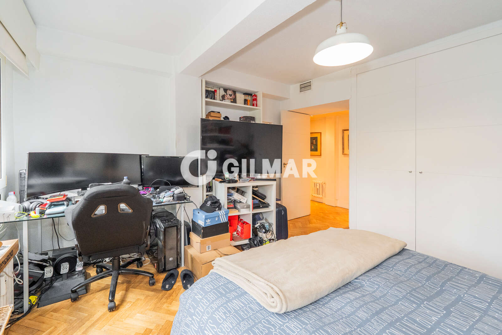 Property slider Gilmar