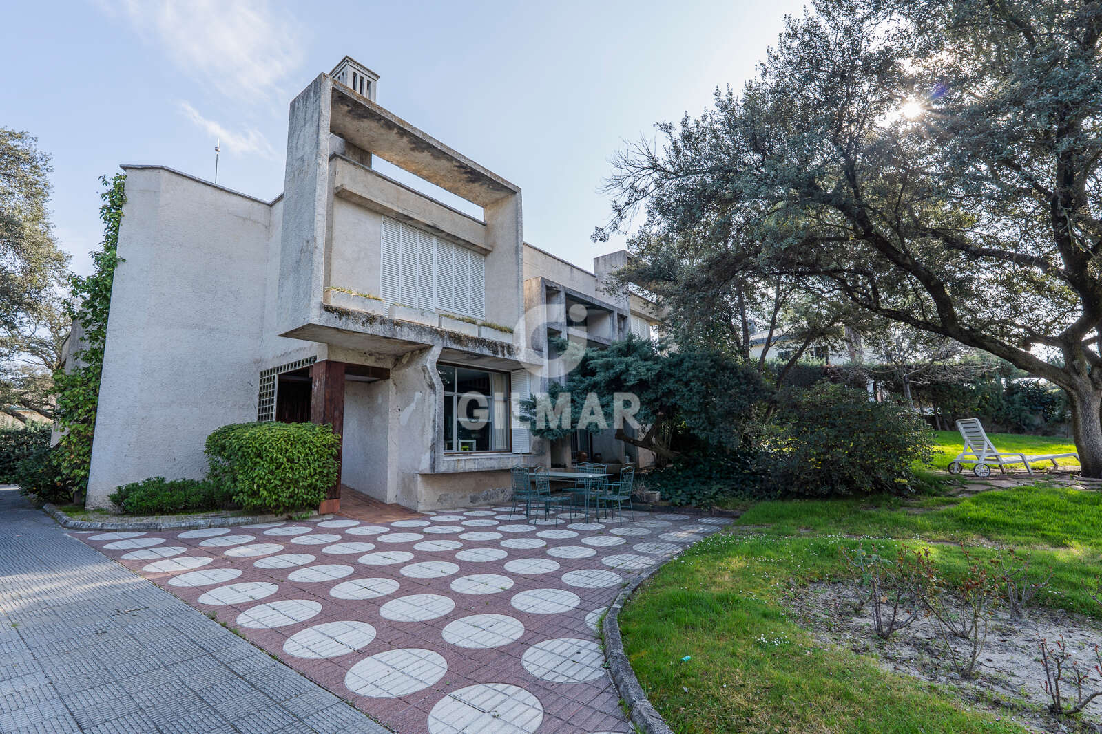 Property slider Gilmar