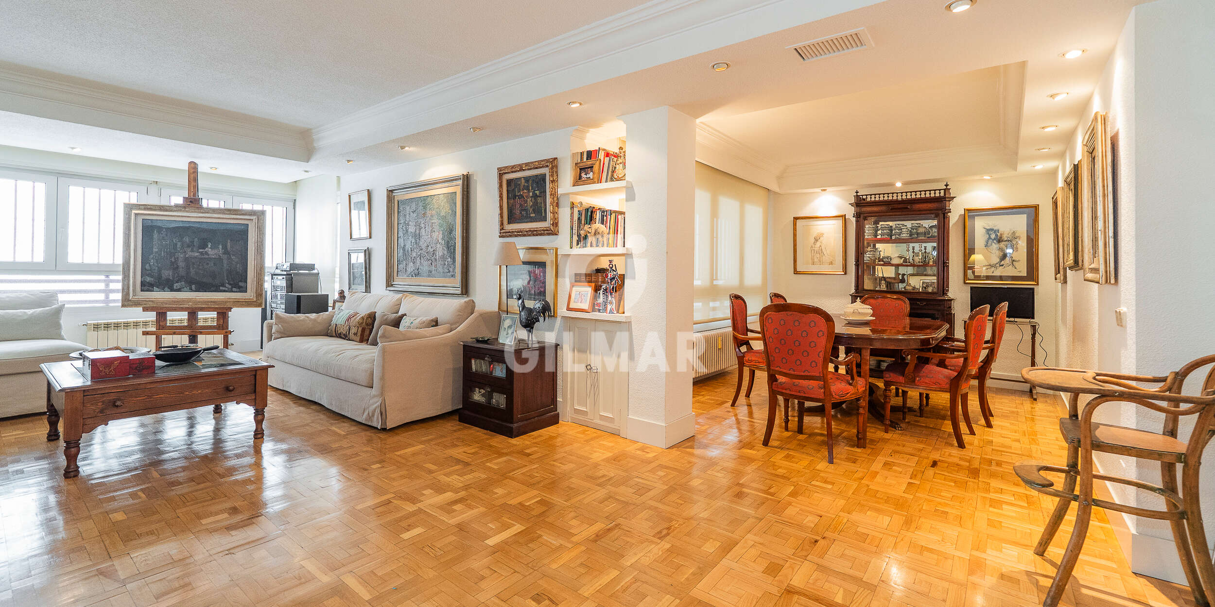 Piso · 374 m² · 5 dorm
