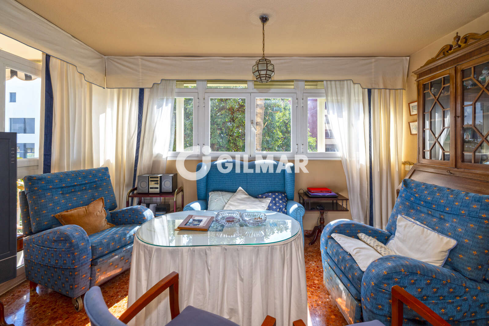 Property slider Gilmar
