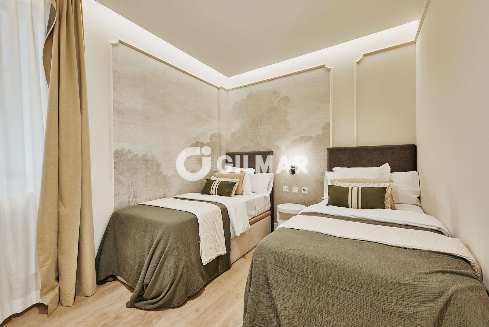 Property slider Gilmar