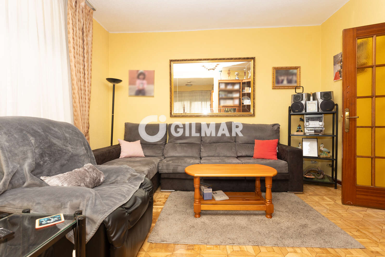 Property slider Gilmar