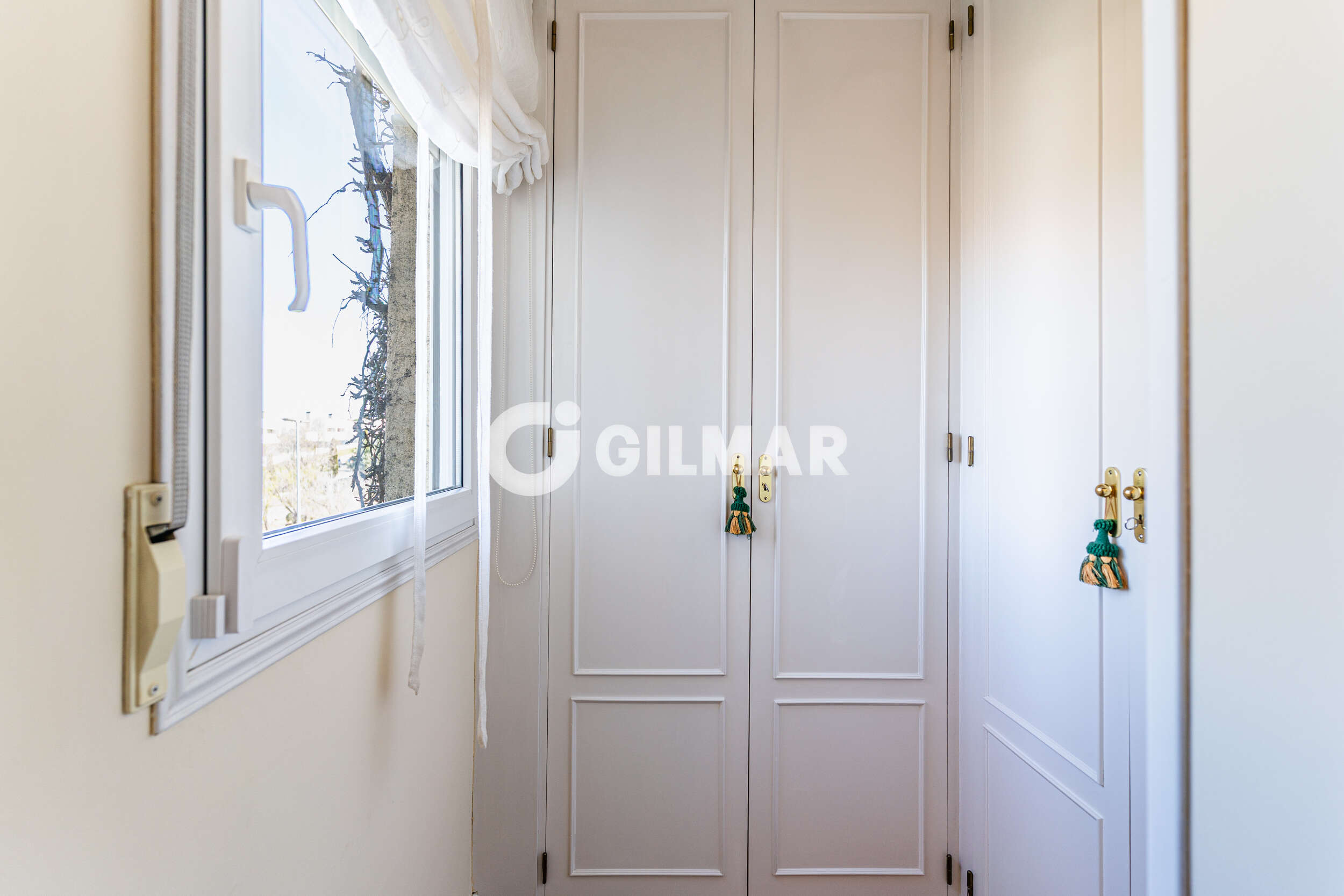 Photo of Semi-detached house