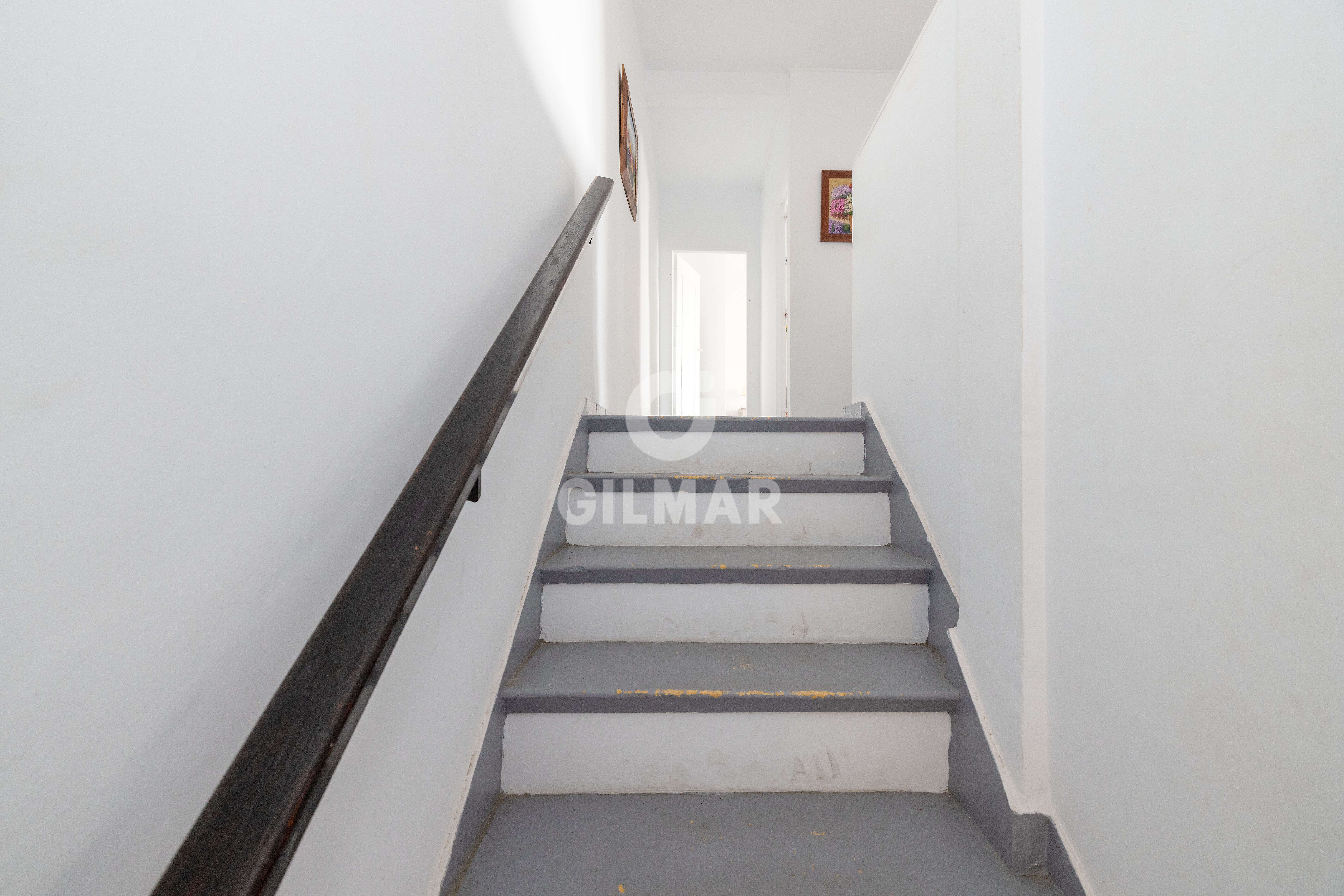 Photo of Semi-detached house