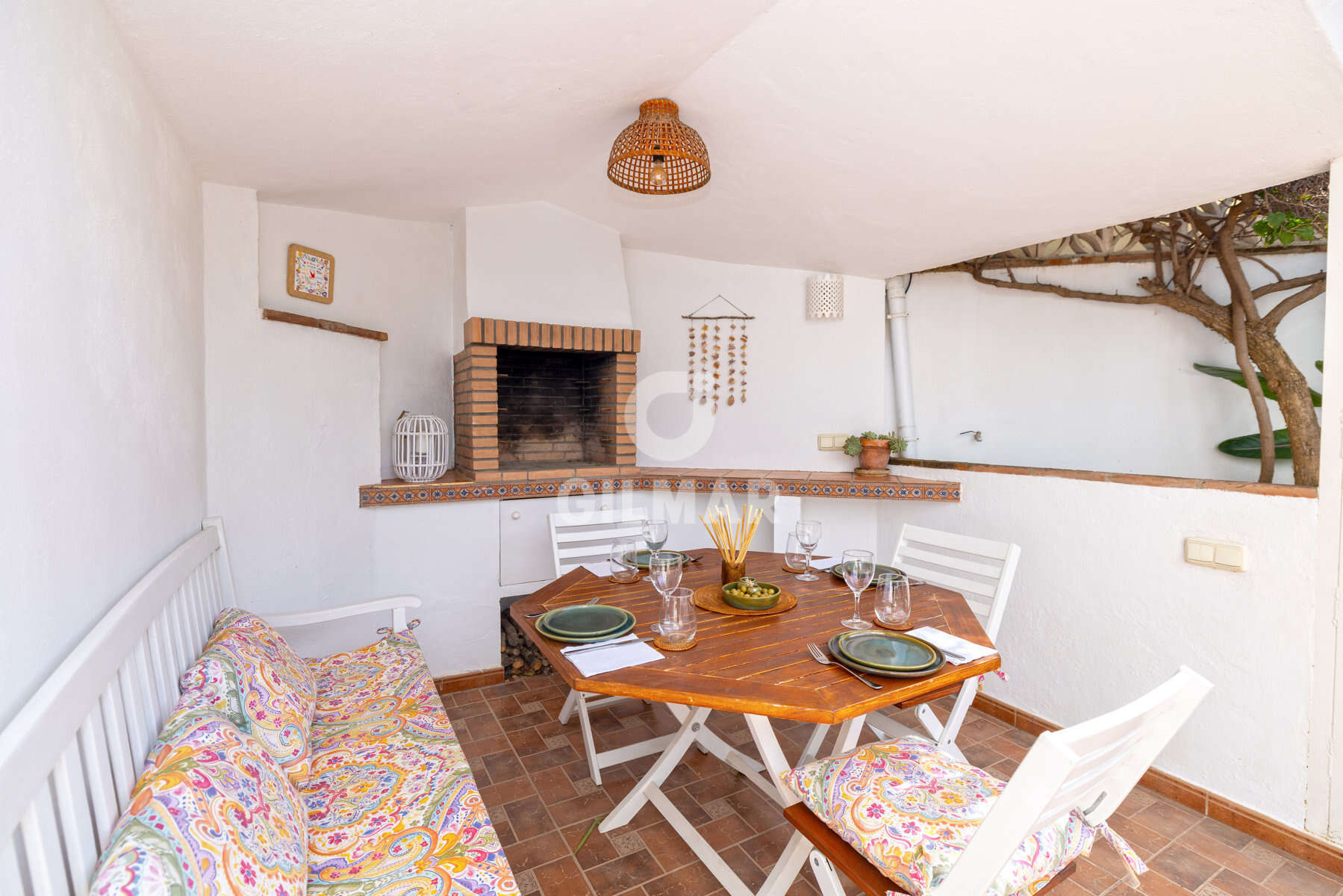 Photo of Semi-detached house