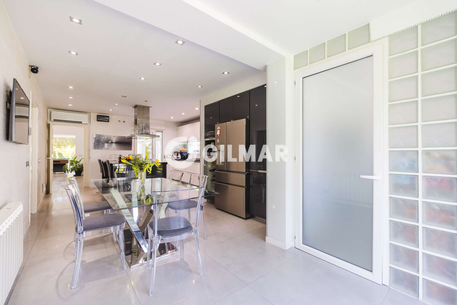 Property slider Gilmar