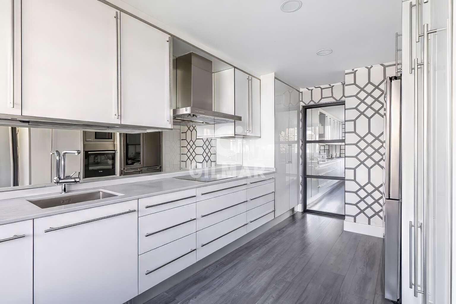 Property slider Gilmar