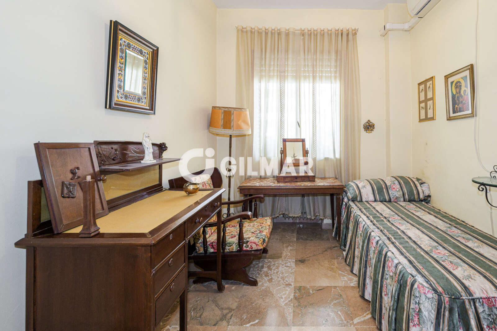 Property slider Gilmar