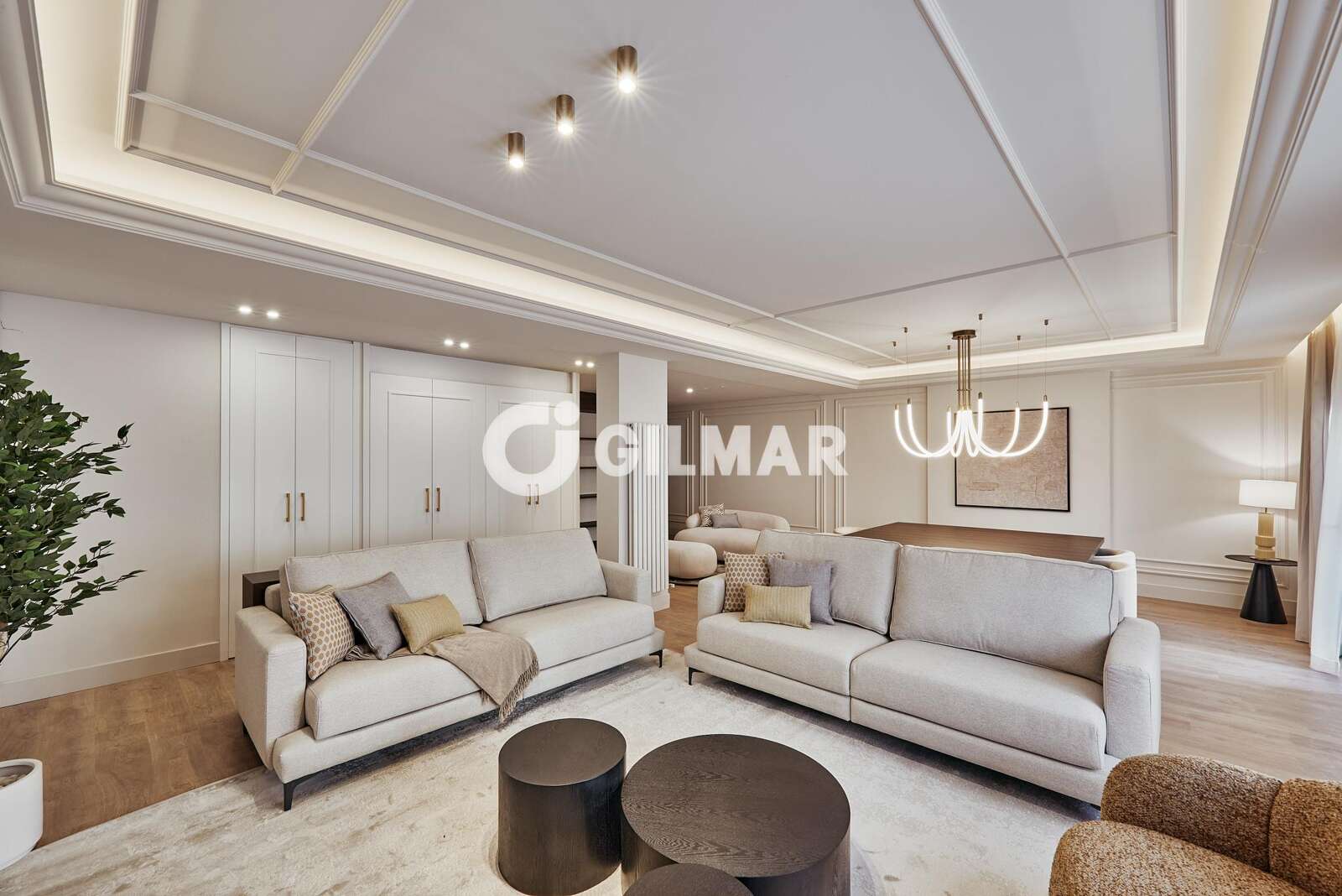 Property slider Gilmar
