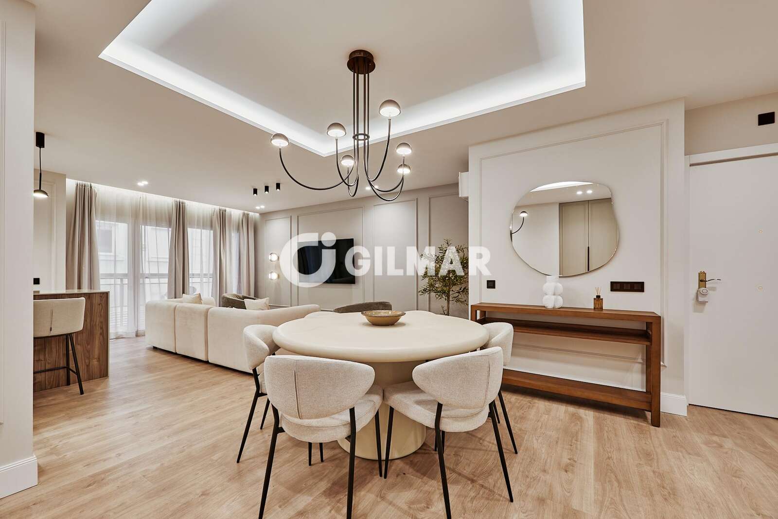 Property slider Gilmar