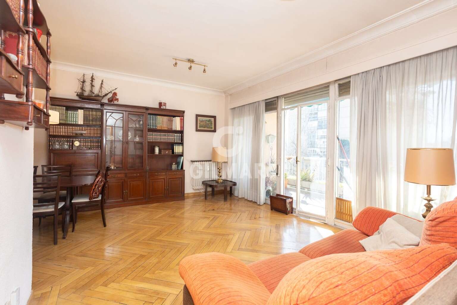 Galery property