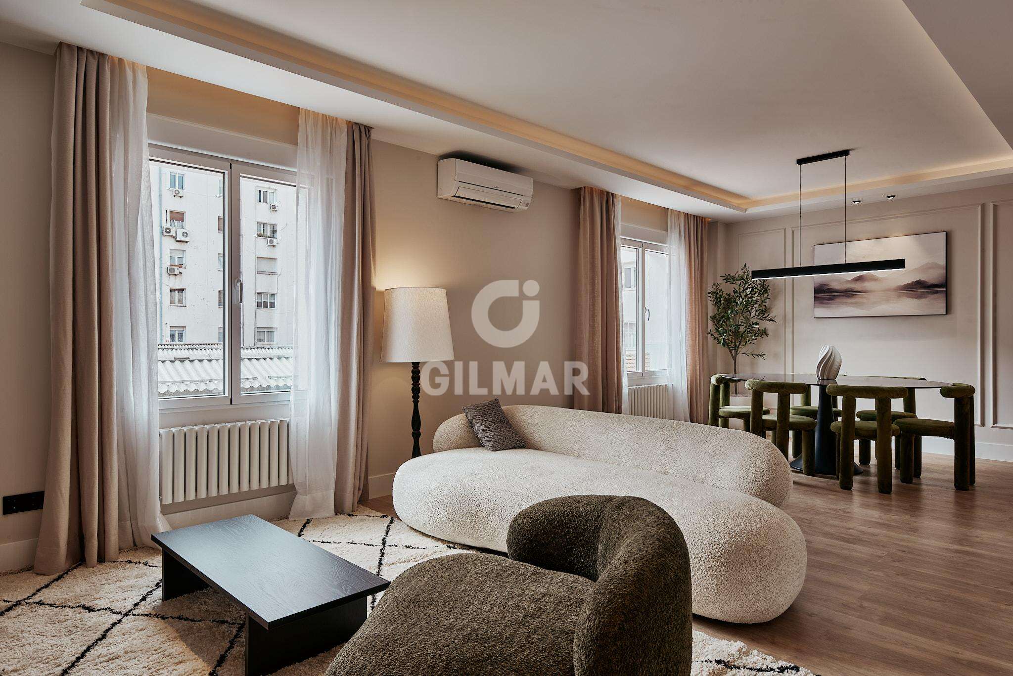 Piso · 124 m² · 3 dorm