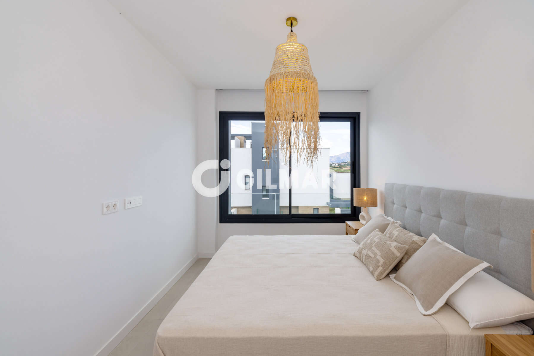 Photo of Semi-detached house