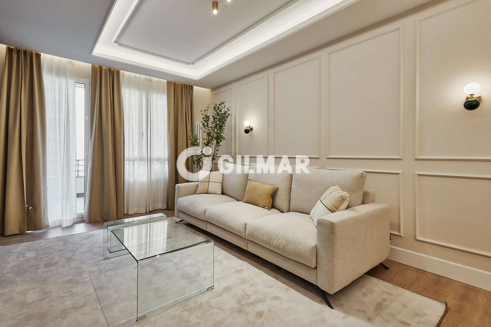 Property slider Gilmar